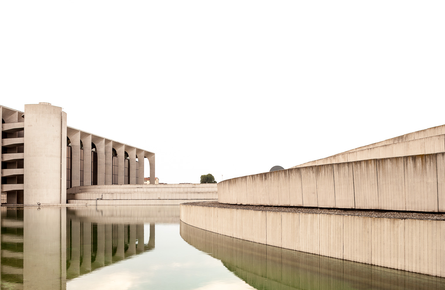 Palazzo Mondadori Oscar Niemeyer Niccolò Vonci 2017